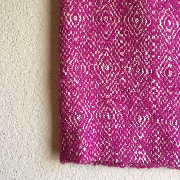 J crew no. 2 pencil skirt pink boucle - Picture 2 of 3